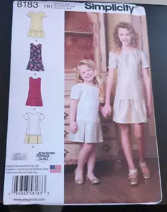 Simplicity Pattern 8183 Mädchen Kleid oder Pullover mit Rock Variationen Gr. 3-6 - Bild 1 von 3