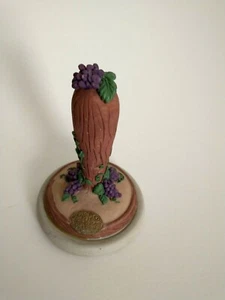 Vintage Cookie Stamp 1996 Loomco Stoneware Vineyard Grapes Design - Picture 1 of 4