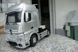 TAMIYA Mercedes Actros 1851 - Bild 1 von 10