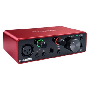 Scarlett Solo 3rd Gen USB Audio Interface for Guitarists, Vocalists, Podcaste... - Picture 1 of 5
