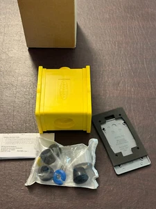 Hubbell HBLPOB1 PowerPort Scatola di Presa Portatile Contenitore Non Metallizzato Giallo - Foto 1 di 7
