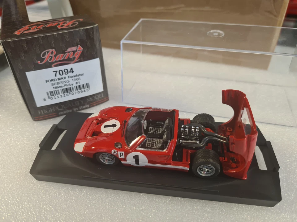 Ford MKII Roadster Sebring 1966 Miles-Ruby 7094 1/43 Bang Made in Italy - Immagine 1 di 1