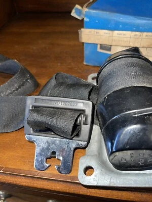 Volvo 1210574 164 Passenger Right Seat Belt Restraint W Retractor 1970’s - Image 1 of 4