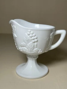 Vaso de leche crema de hojas y uvas Colony Harvest - Imagen 1 de 10