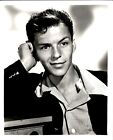 Br45 Rare Original Photo Frank Sinatra Old Blue Eyes Handsome Young Entertainer