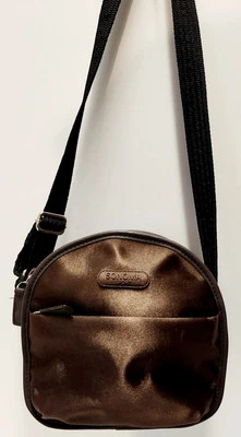 Bolsa Sonoma Sport pequena tiracolo cor cobre brilhante metálica redonda - Imagem 1 de 4