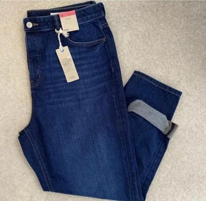 M&S WOMENS MOM HIGH WAISTED DARK DENIM BUTTON FLY JEANS Size 18 Bnwt - Picture 1 of 11