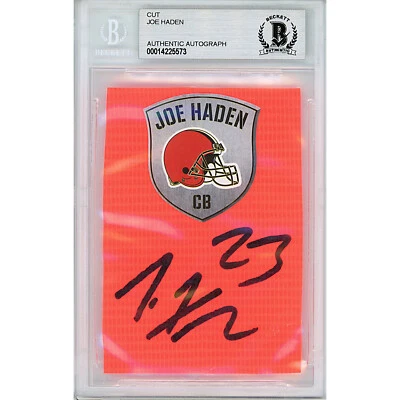 Joe Haden Firmado Fútbol Pilón Corte Cleveland Browns Beckett Autógrafo Losa Foto 1 de 4