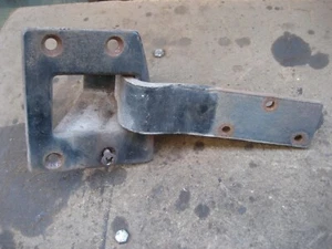 1951 1952 CHRYSLER DESOTO DODGE RIGHT FRONT PASSENGER DOOR UPPER DOOR HINGE  - Bild 1 von 9