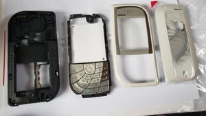Original Nokia 7610 Housing Part Set Front cover , Keypad, Battery Cover White - Afbeelding 1 van 1