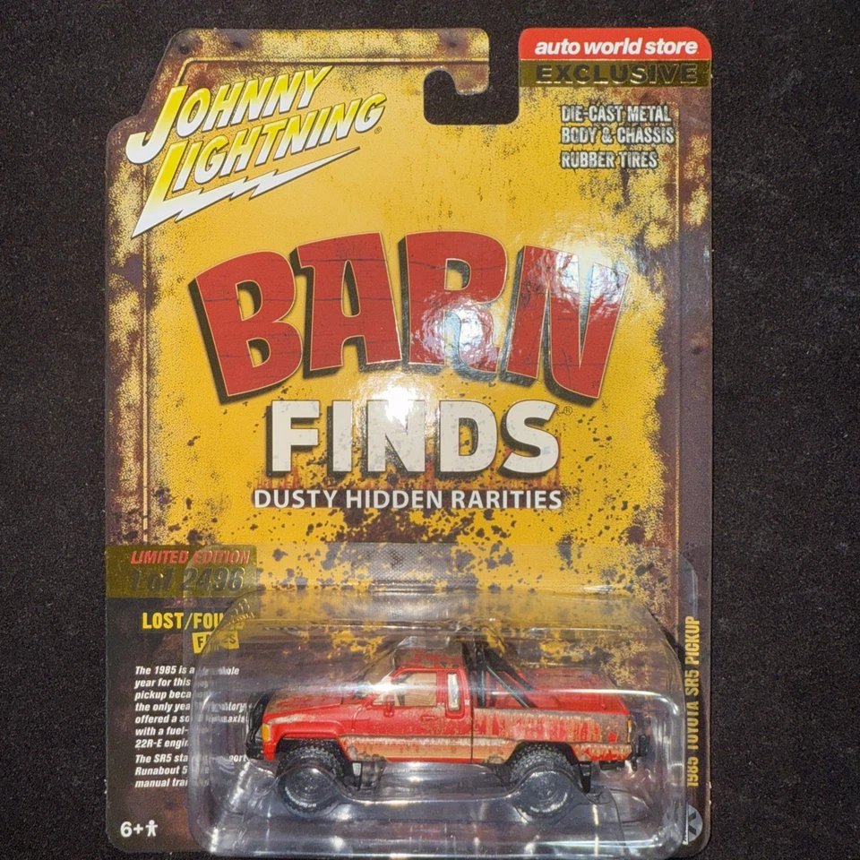Johnny Lightning 1985 Toyota SR5 Pickup Barn Finds Auto World store exc 1 / 2496 - Image 1 of 1