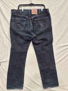 Vintage Levis Jeans Mens 40x32 501 Straight 90s Made in USA Black - Picture 1 of 10