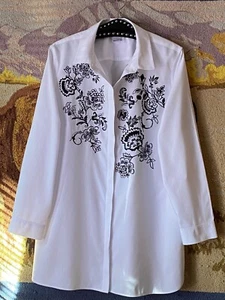 Chico's bügelfrei Gr. 3 (XL) Shirt Tunika Langarm weiß schwarz Blumenstickerei - Bild 1 von 11
