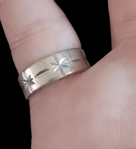 925 Sterling Silver Diamond Cut Brushed Metal Size 5.5 6mm Band Ring  - Picture 1 of 7