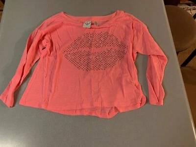 Girls Hot Pink Bedazzled Lips Cute Top Size XS Long Sleeve Live Love Dream New - Image 1 of 4