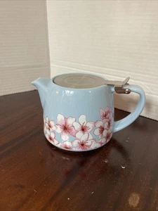 Individuelle Teekanne mit Sieb - Bild 1 von 7