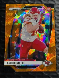 2024 Panini Prizm - Rookie Carson Steele #377 Orange Ice Prizm (RC) K.C Chiefs - Bild 1 von 2
