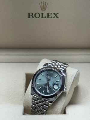Rolex Datejust 41 mm JUEGO COMPLETO CAJA PAPELES Pulsera Jubileo Esfera Verde Como Nueva 126300 Foto 1 de 4
