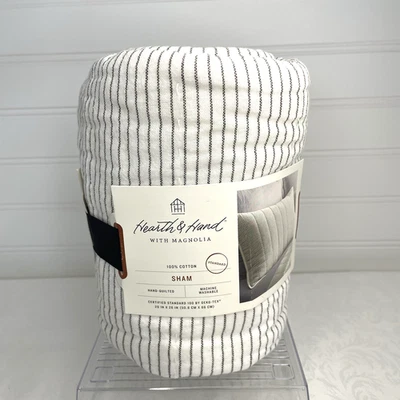 棉枕头 Sham 白色黑色微条纹标准 20 英寸 x 26 英寸壁炉和手 — 第 1/4 张图片