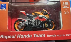 2007 NewRay 1:18 WSB #1 Champion Nicky Hayden Repsol Honda RC212V AMA Diecast V4 - Bild 1 von 1