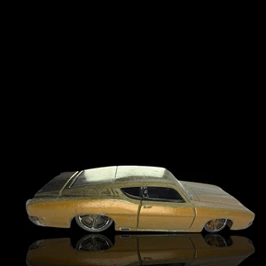 HOT WHEELS 1969 FORD TORINO TALLADEGA ~ 1:64 COLLECTABLE MODEL - Picture 1 of 6