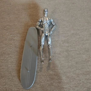 Marvel Universe 3.75  Silver Surfer With Board Hasbro - Picture 1 of 2