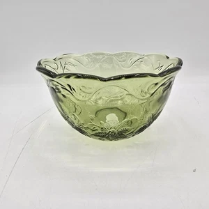18oz Princess House FANTASIA Leaf Scalloped Bowl Green Soup Cereal - Picture 1 of 11