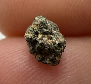 Seltener Hassai Missaoud 001 Mars-Nakhlit-Meteorit, Marsgestein - 0,23 g - Bild 1 von 10