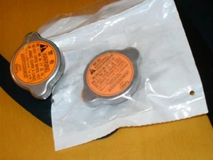SUBARU OEM Impreza Forester Legacy Outback Radiator & Tank CAPS JDM New/Opened - Picture 1 of 3