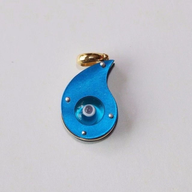 Pingente Berloque Evil Eye Titânio Ouro Esterlina Paisley 14mm da Grécia "mataki" - Imagem 1 de 3