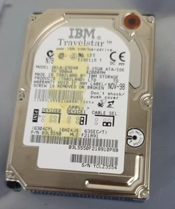 IBM Travelstar DKLA-23240 3.25GB 2.5" Notebook IDE HDD - Not Tested - Afbeelding 1 van 3