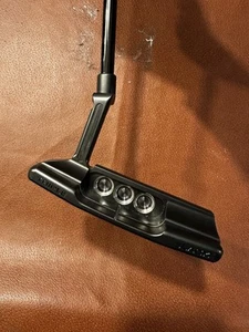 Scotty Cameron B3 Triple Black LTD Newport 2 35” RH — MINT!! SEND OFFER!! - Picture 1 of 8