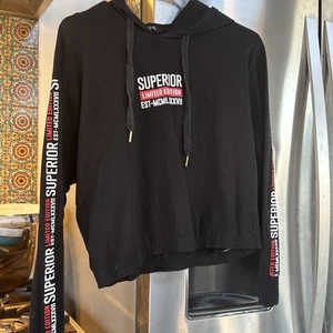 Sudadera con Capucha Zorro Rojo - EXCELENTE - Camiseta Talla Grande Recortada Elástica en la Parte Inferior - Imagen 1 de 6