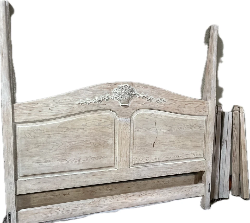 Cabecero Madera Maciza, Cabecero King Tallado a Mano y Pie 4 Pósteres Con Acabado Foto 1 de 1