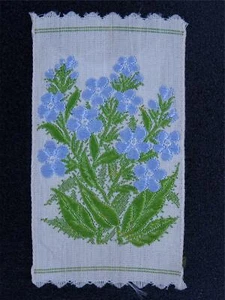 No.17 ITALIAN BORAGE Kensitas Flowers Silk (Small S2) by J.Wix & Sons Ltd 1934 - Picture 1 of 1