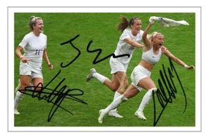 HEMP SCOTT & KELLY Signed Autograph 6X4 PHOTO Print ENGLAND EURO 2022 Lionesses - Picture 1 of 1