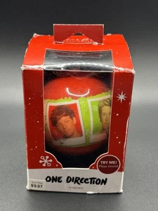 2014-One Direction-Rot/Bandmitglieder Bilder/Sig.-3"Weihnachtsschmuck (SOUND FUNKTIONIERT) - Bild 1 von 4
