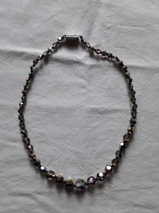 Attraktive Kette "Aurora Borealis" - Bild 1 von 4