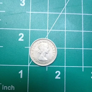 Moneda de seis peniques canadienses de Canadá 1964 reina Isabel II - Imagen 1 de 7