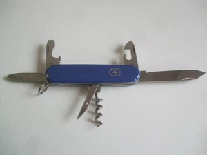 Victorinox Taschenmesser in blau mit vielen Funktionen, unbenutzt - Bild 1 von 6