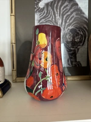 Vaso de cerâmica Anthropologie aquarela LIZZIE vermelho abstrato floral 8" muito em excelente estado usado - Imagem 1 de 4