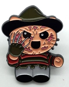 Freddy Krueger Katze Emaille Pin Revers Hut Nightmare On Elm Street Halloween Neu - Bild 1 von 2
