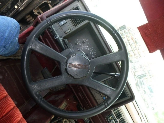 Used Steering Wheel fits: 1992 Chevrolet 1500 PICKUP  Grade A - Image 1 of 4