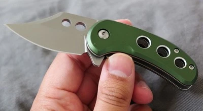3” Mini Pocket Knife Green Manual Opening Full Metal Mcbee Style Small 2” Blade - Image 1 of 4