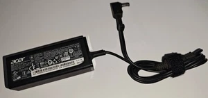 Acer Netzteil ADP-45HE (19 V, 45 W) für Notebooks / Laptops - Bild 1 von 3