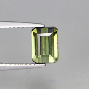 1.42 Cts VS Octagon Unheated Green Natural Tourmaline, Mozambique - Picture 1 of 5