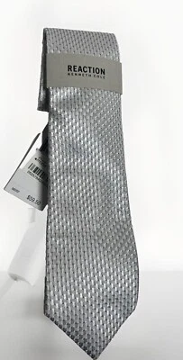  NUEVO CON ETIQUETAS Corbata Kenneth Cole Reaction Patrón Plata Diamante $59 Baile de graduación formal  Foto 1 de 4