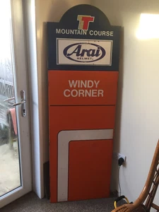 Isle Of Man Tt Manx Gp Sports Collectable Race Memorabilia Sign Windy Corner - Picture 1 of 2