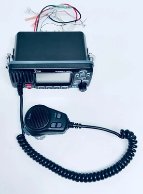 Icom M324 Ricetrasmettitore VHF Nero - Immagine 1 di 4