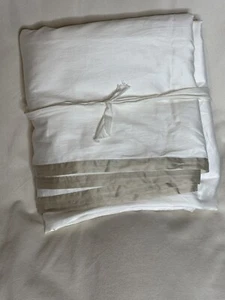 williams sonoma Chambers Italian Border 300TC Sateen Duvet Cover- Queen- Oatmeal - Picture 1 of 4
